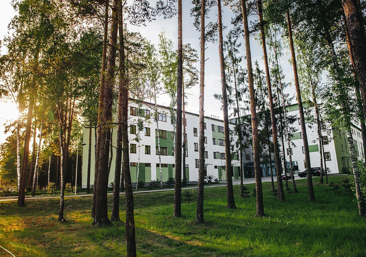 Green Park Hotel Airport Minsk 锡利奇 外观 照片