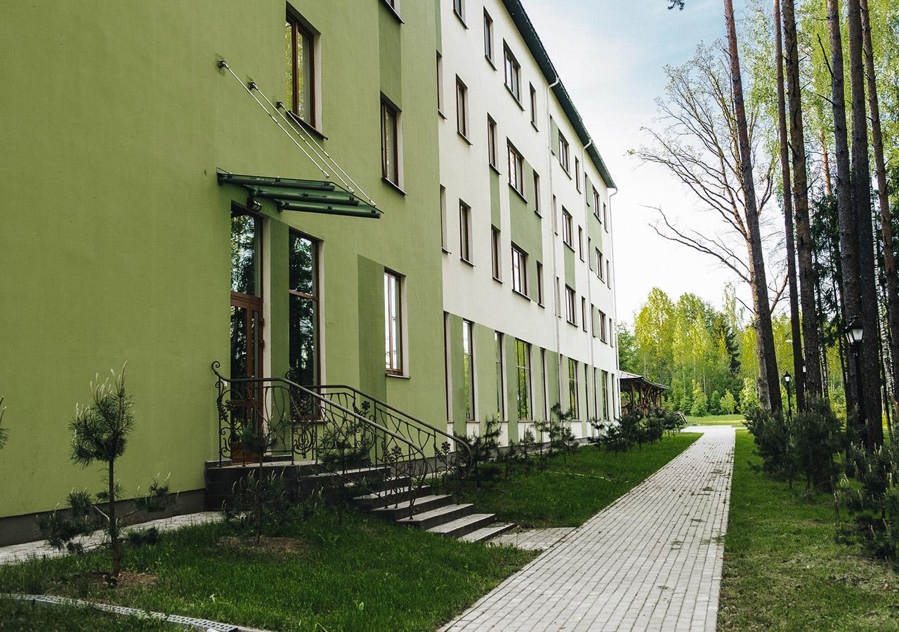 Green Park Hotel Airport Minsk 锡利奇 外观 照片