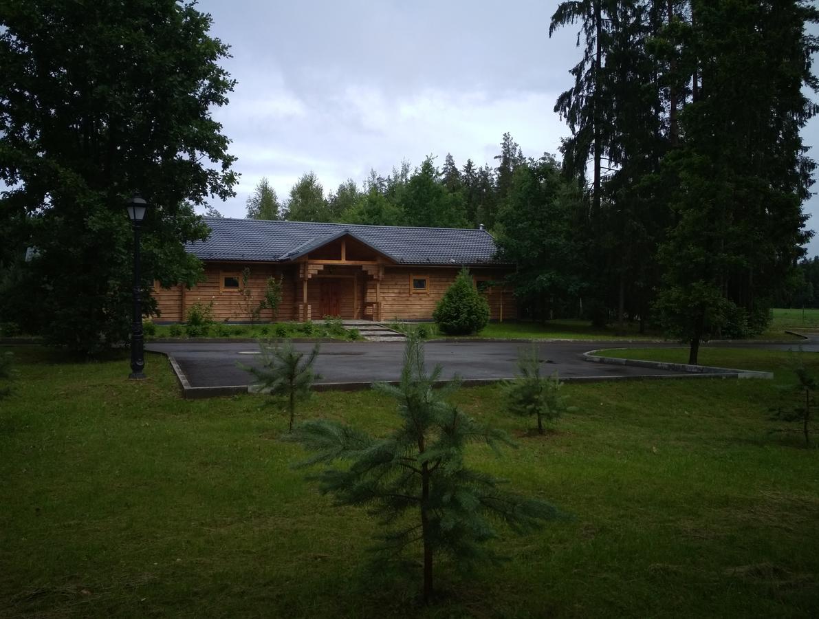 Green Park Hotel Airport Minsk 锡利奇 外观 照片