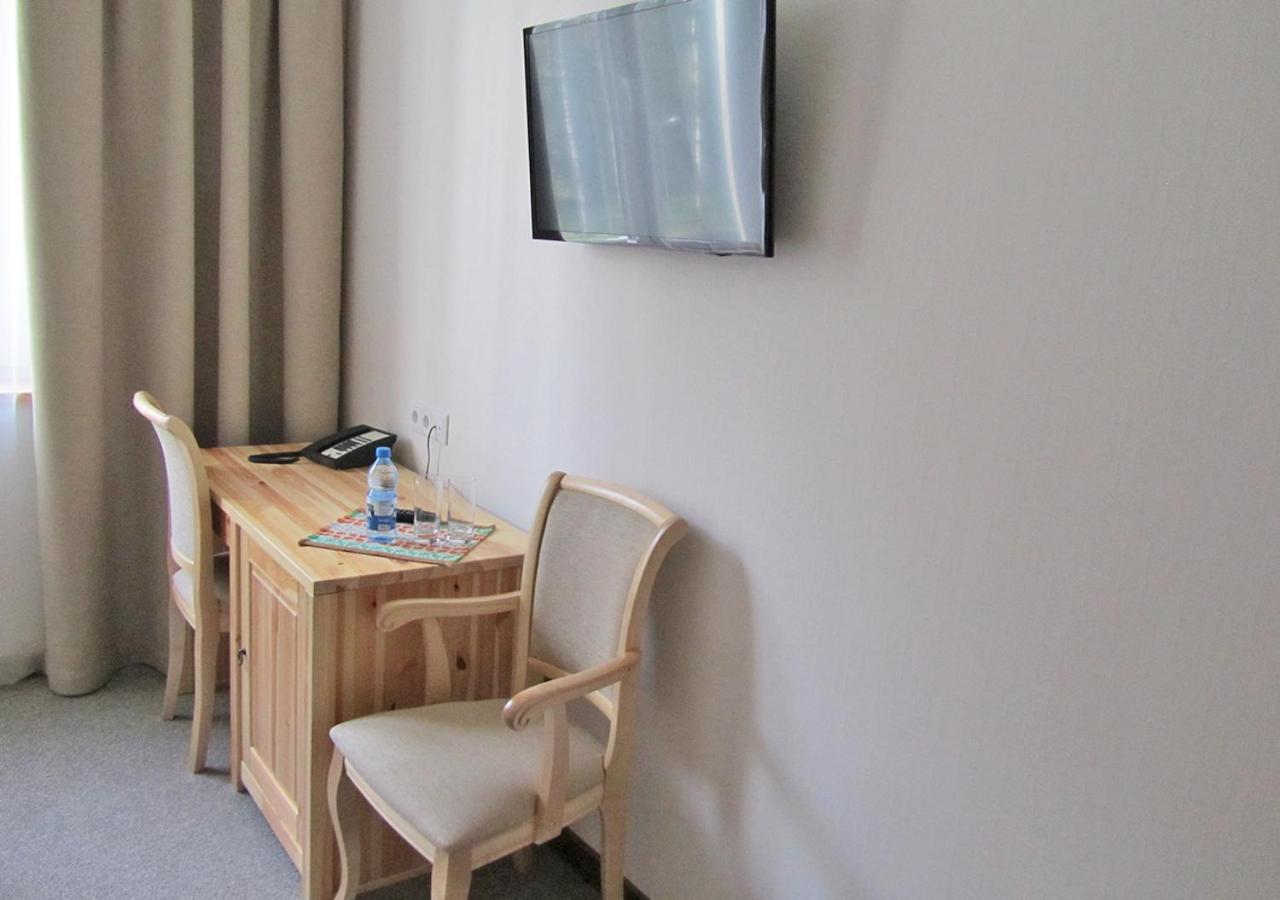 Green Park Hotel Airport Minsk 锡利奇 外观 照片