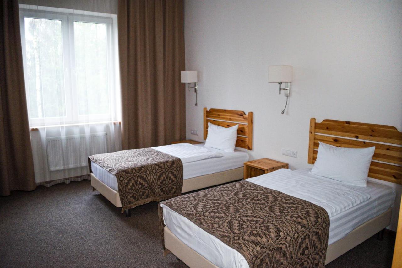 Green Park Hotel Airport Minsk 锡利奇 外观 照片